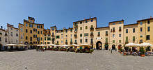 Lucca, Piazza Anfiteatro Panoramic view