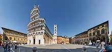 Lucca, San Michele in Foro Church, square 